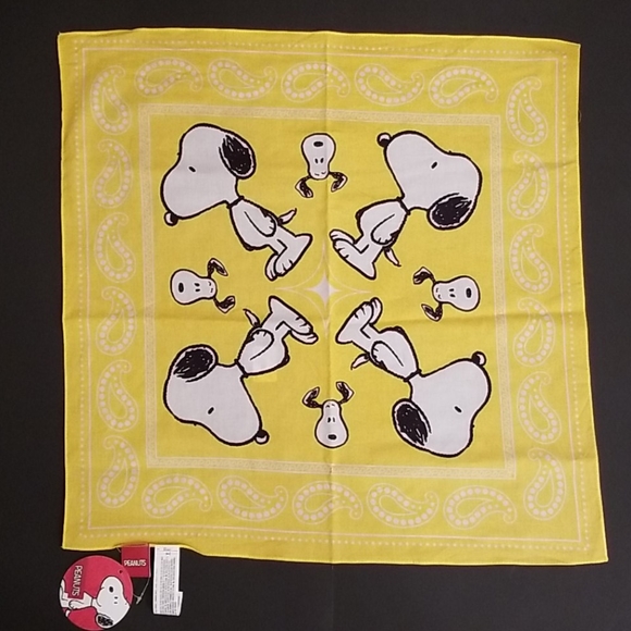 NIP Yellow Snoopy Bandana - Picture 3 of 7